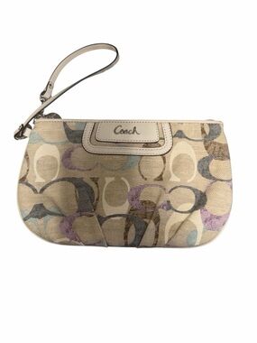 Coach Soho Optic Linen Wristlet Op Art C Print Purple Cream Clutch